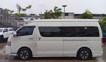 TOYOTA 2WD 2020 3.0 AT COMMUTER WHITE  1093 full