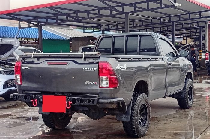 REVO 4WD 2024 2.8 ENTRY MT STANDARD DARK GREY  1201 full