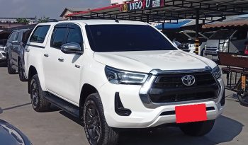 REVO PRE 2022 2.4 ENTRY AT DOUBLE CAB WHITE  9837 full