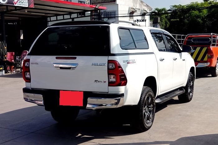 REVO PRE 2022 2.4 ENTRY AT DOUBLE CAB WHITE  9837 full