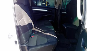 REVO PRE 2022 2.4 ENTRY AT DOUBLE CAB WHITE  9837 full