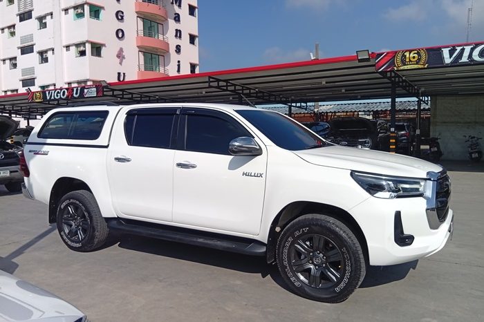 REVO PRE 2022 2.4 ENTRY AT DOUBLE CAB WHITE  9837 full