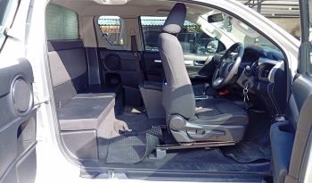 REVO PRE 2022 2.4 ENTRY AT SMART CAB SILVER  362 full