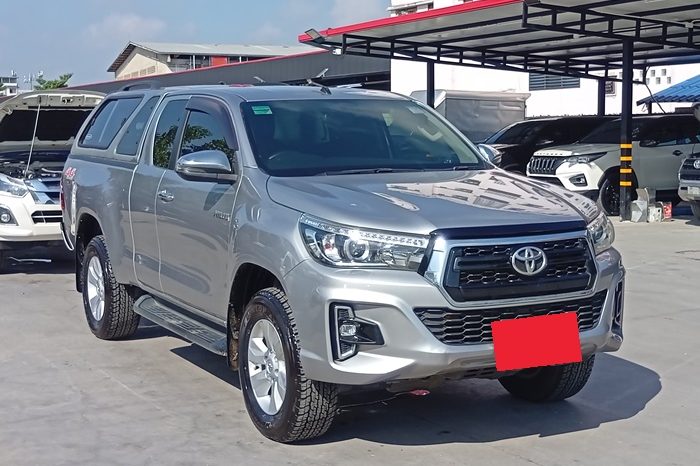 REVO 4WD 2019 2.4E MT SMART CAB SILVER  2453 full