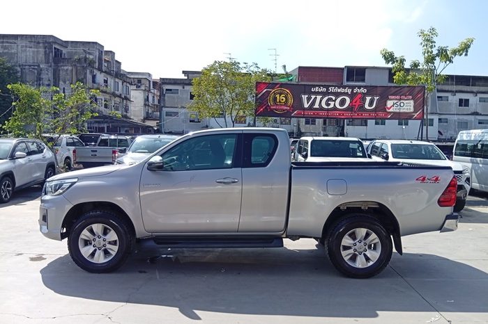 REVO 4WD 2019 2.4E MT SMART CAB SILVER  1613 full