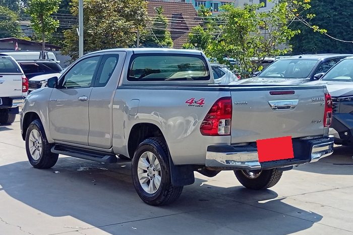 REVO 4WD 2019 2.4E MT SMART CAB SILVER  1613 full