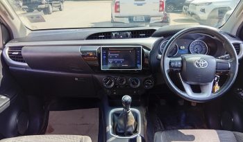 REVO 4WD 2019 2.4E MT SMART CAB SILVER  1613 full