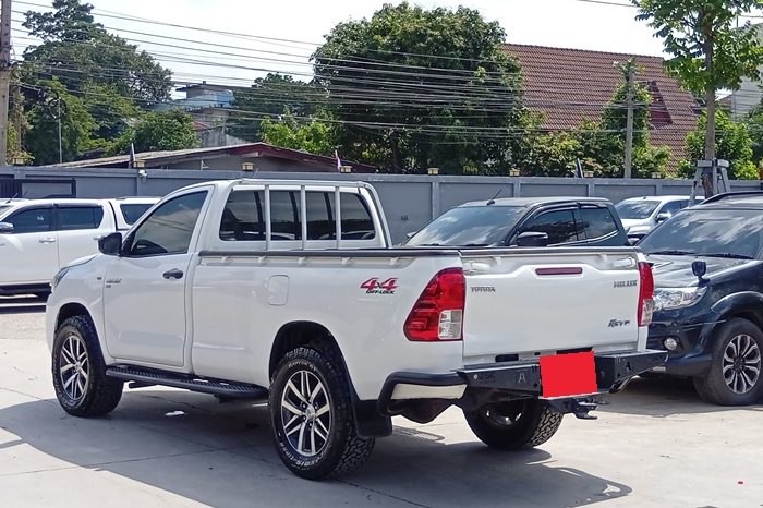 REVO 4WD 2023 2.8J MT SINGLE CAB WHITE  1565 full
