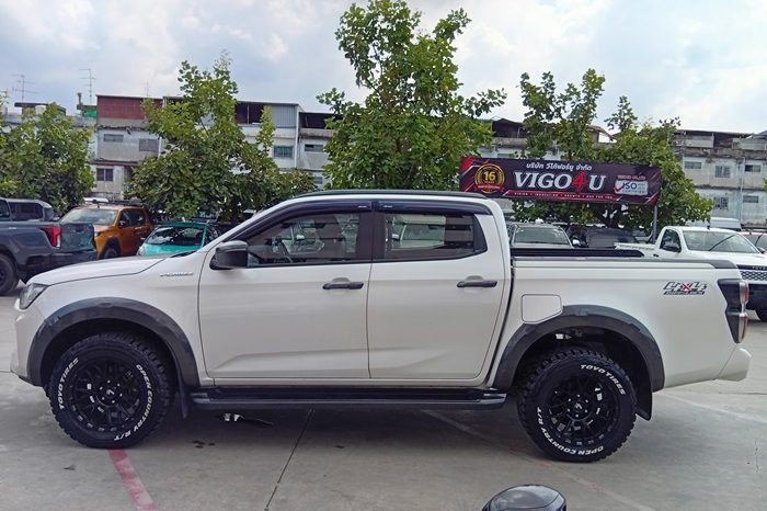 ISUZU 4WD 2020 3.0 AT DOUBLE CAB WHITE  8321 full