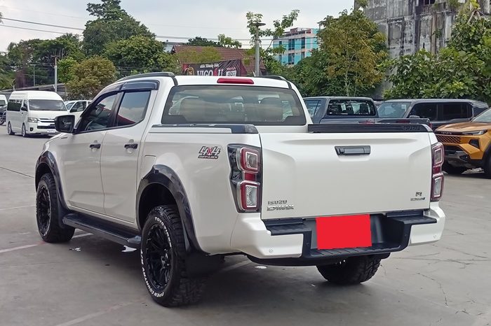 ISUZU 4WD 2020 3.0 AT DOUBLE CAB WHITE  8321 full