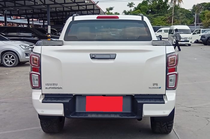 ISUZU 4WD 2020 3.0 AT DOUBLE CAB WHITE  8321 full