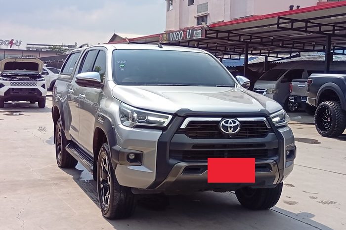 REVO 4WD 2022 2.8 HIGHT AT DOUBLE CAB SILVER  3501 full