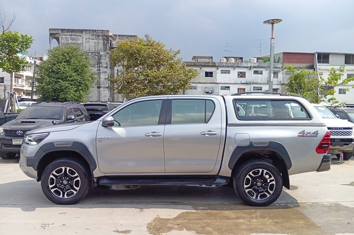 REVO 4WD 2022 2.8 HIGHT AT DOUBLE CAB SILVER  3501 full