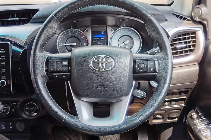 REVO 4WD 2022 2.8 HIGHT AT DOUBLE CAB SILVER  3501 full