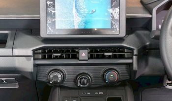 TRAVO SMART PRE 2026 2.8 AT DOUBLE CAB GREY  02295 full