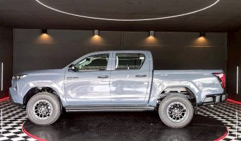 TRAVO SMART PRE 2026 2.8 AT DOUBLE CAB GREY  02295 full