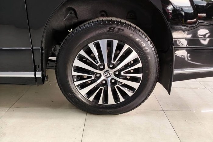TOYOTA 2026 2WD 2.8 AT MAJESTY HIACE BLACK  11259 full