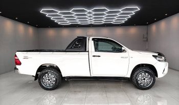 REVO 2WD 2019 2.4J MT STANDARD WHITE  1231 full