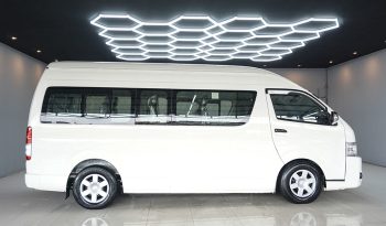 TOYOTA 2WD 2019 2.7 MT COMMUTER WHITE  1830 full
