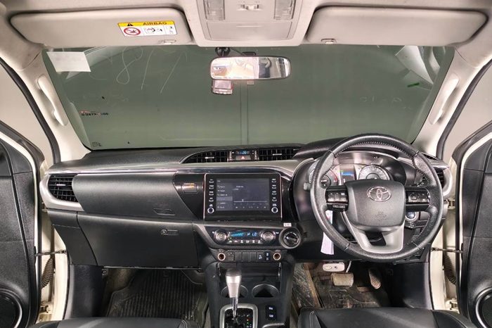 REVO 4WD 2021 2.8 HIGHT AT DOUBLE CAB WHITE  1785 full