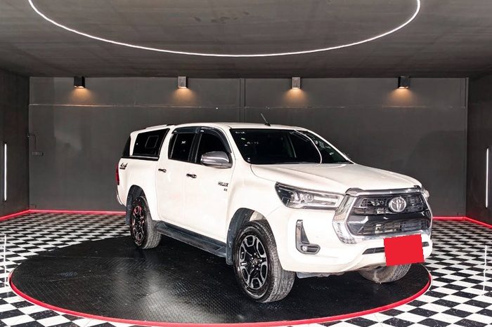 REVO 4WD 2021 2.8 HIGHT AT DOUBLE CAB WHITE  1785 full