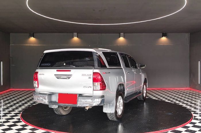 REVO PRE 2017 2.4E AT DOUBLE CAB SILVER  1793 full