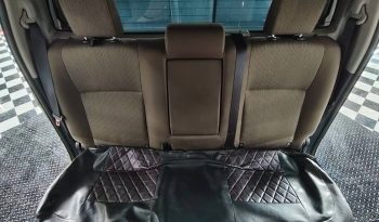 REVO PRE 2017 2.4E AT DOUBLE CAB SILVER  1793 full