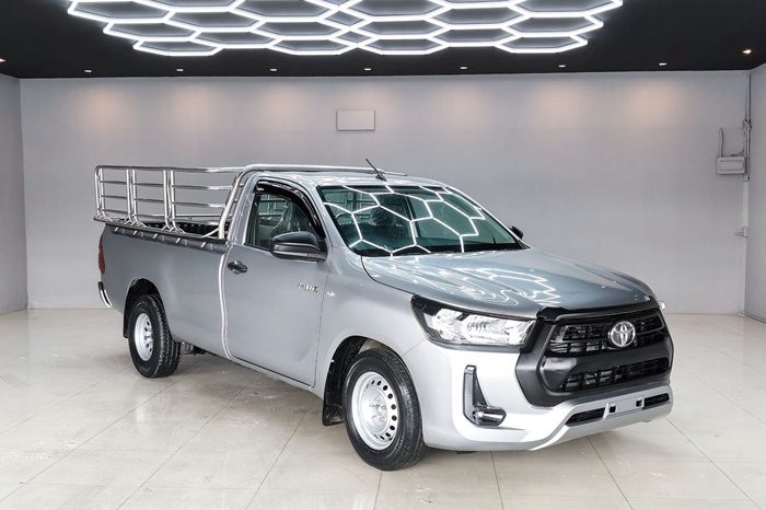 REVO 2WD 2021 2.4J MT STANDARD GREY  2305 full