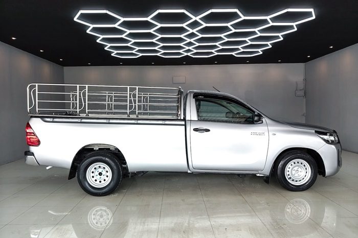 REVO 2WD 2021 2.4J MT STANDARD GREY  2305 full