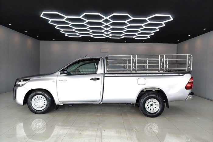 REVO 2WD 2021 2.4J MT STANDARD GREY  2305 full