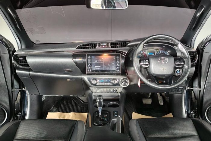 ROCCCO 4WD 2020 2.8 HIGHT AT DOUBLE CAB BLACK  2417 full