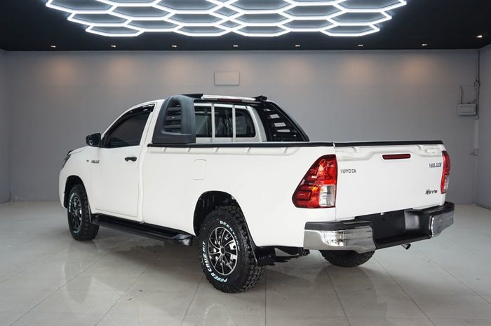 REVO 2WD 2021 2.4J MT STANDARD WHITE  3257 full