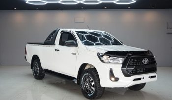 REVO 2WD 2021 2.4J MT STANDARD WHITE  3257 full