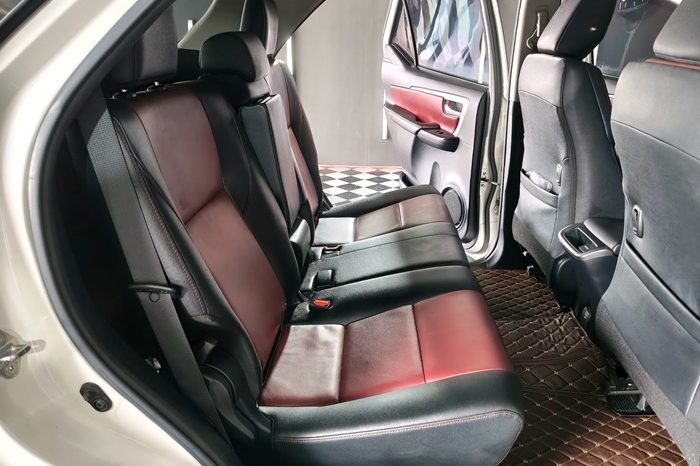 TOYOTA 4WD 2019 2.8V AT FORTUNER WHITE  3391 full