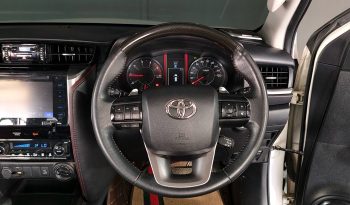 TOYOTA 4WD 2019 2.8V AT FORTUNER WHITE  3391 full
