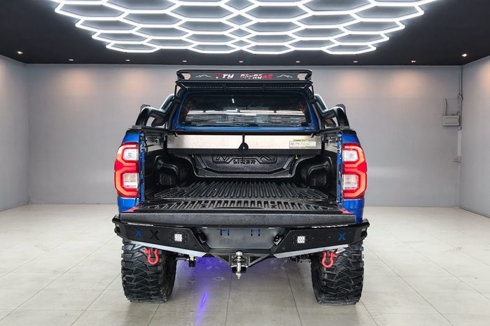 REVO 4WD 2018 2.8G AT DOUBLE CAB BLUE  3785 full