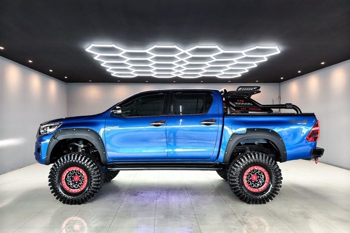 REVO 4WD 2018 2.8G AT DOUBLE CAB BLUE  3785 full