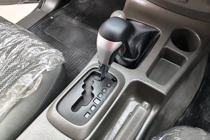 VIGO 4WD 2014 2.7J AT SMART CAB DARK GREY 4666 full