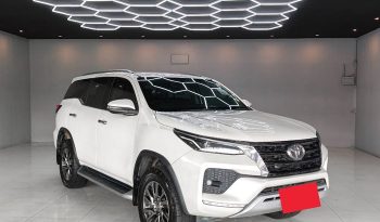 TOYOTA 4WD 2020 2.4V AT FORTUNER WHITE  5221 full