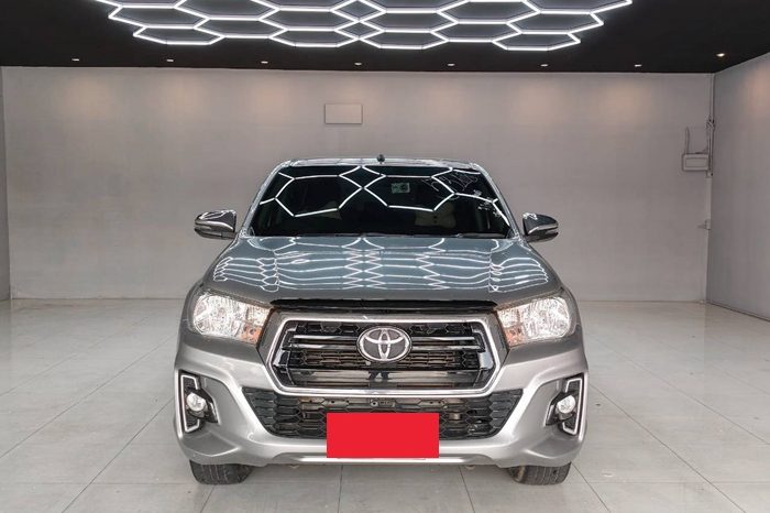 REVO 2WD 2019 2.4J AT DOUBLE CAB SILVER  5348 full