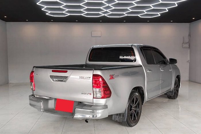 REVO 2WD 2019 2.4J AT DOUBLE CAB SILVER  5348 full