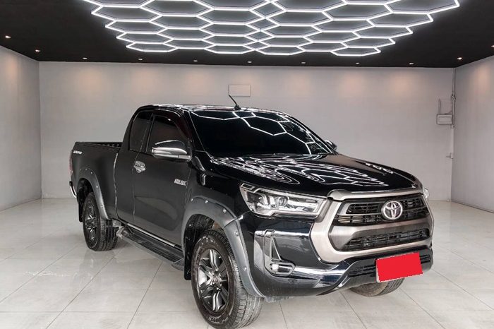 REVO PRE 2021 2.4 MID AT SMART CAB BLACK  5812 full