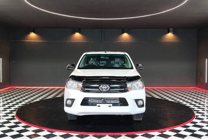 REVO 2WD 2019 2.4J MT STANDARD WHITE  5873 full