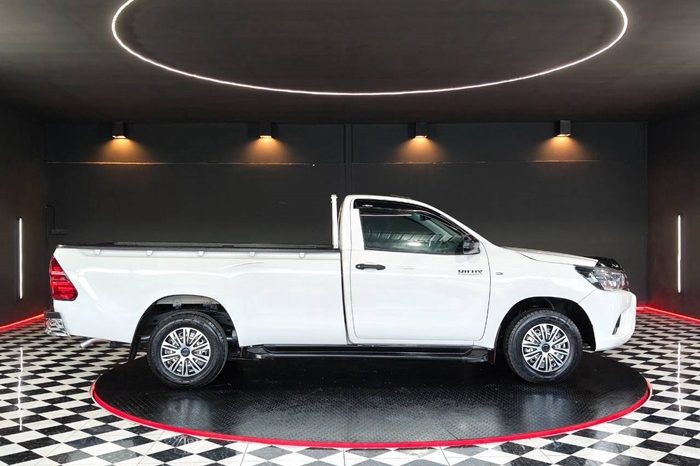 REVO 2WD 2019 2.4J MT STANDARD WHITE  5873 full