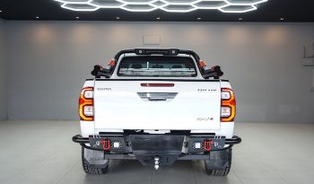 REVO 4WD 2016 2.4J AT SMART CAB WHITE  6041 full