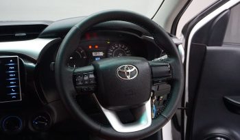 REVO 4WD 2016 2.4J AT SMART CAB WHITE  6041 full