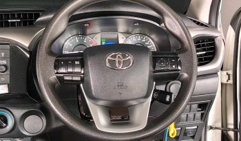 REVO PRE 2021 2.4 ENTRY AT DOUBLE CAB WHITE  6274 full