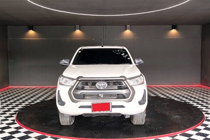 REVO PRE 2021 2.4 ENTRY AT DOUBLE CAB WHITE  6274 full