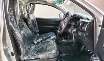 REVO 2WD 2019 2.4J MT STANDARD SILVER  6640 full