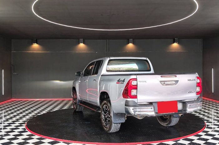 REVO 4WD 2021 2.8 HIGHT AT DOUBLE CAB SILVER  6679 full